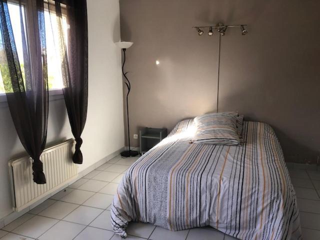 Logis Hotel Le Clos Saint Loup Bram Bagian luar foto